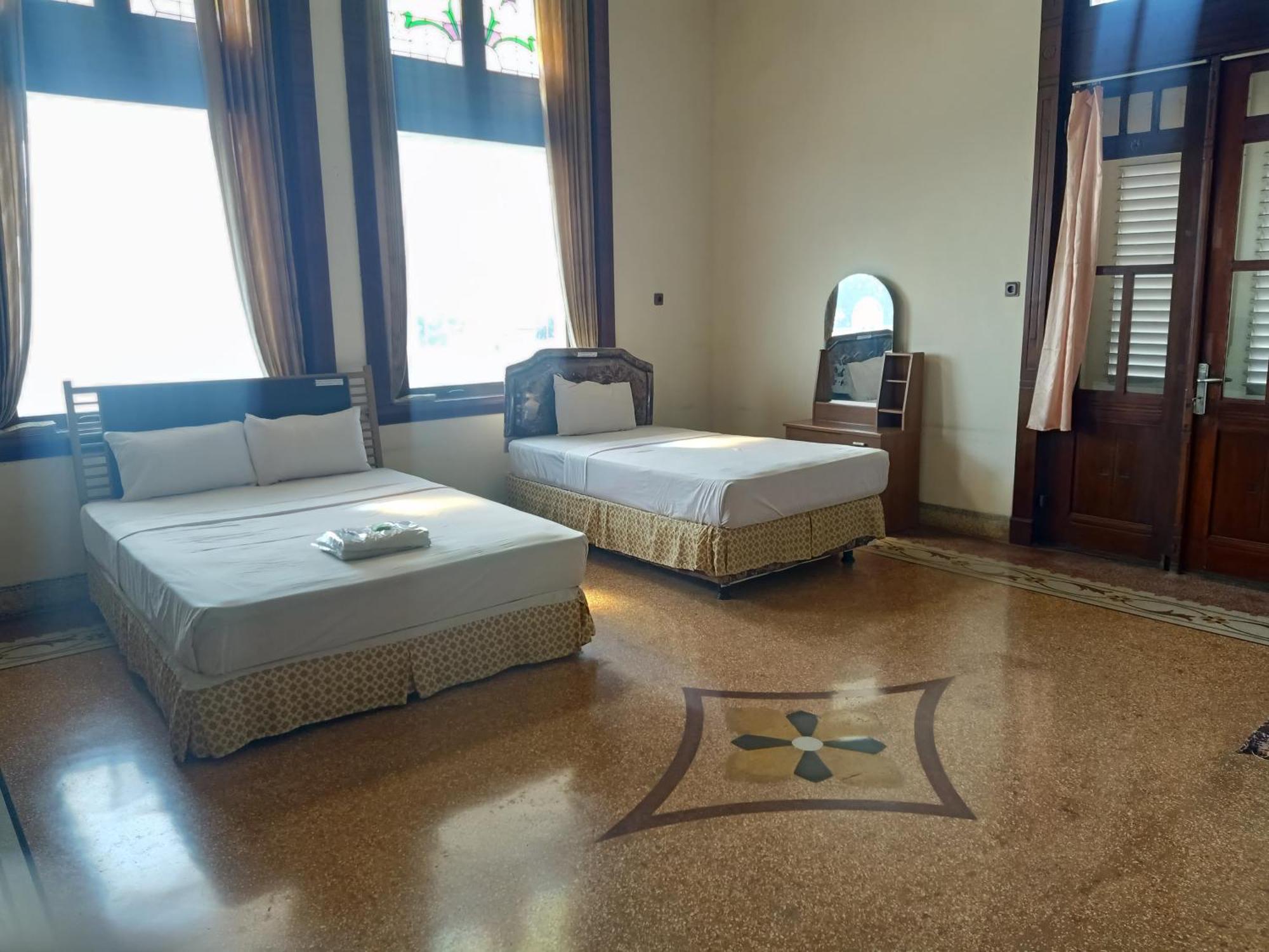 Hotel Niagara Lawang Exterior foto